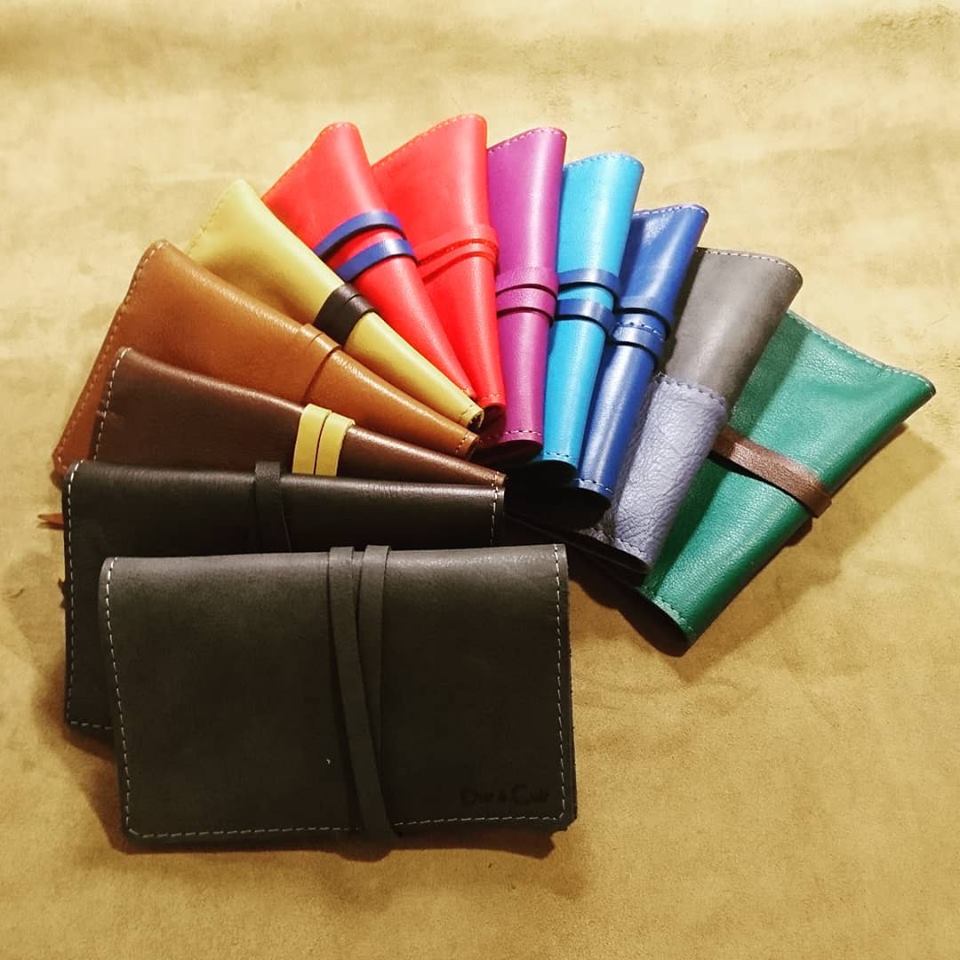 blagues à tabac dur à cuir fermeture cordon