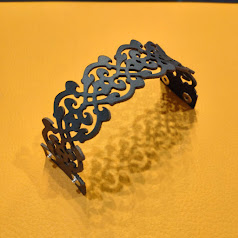 Bracelets en cuir Arabesque
